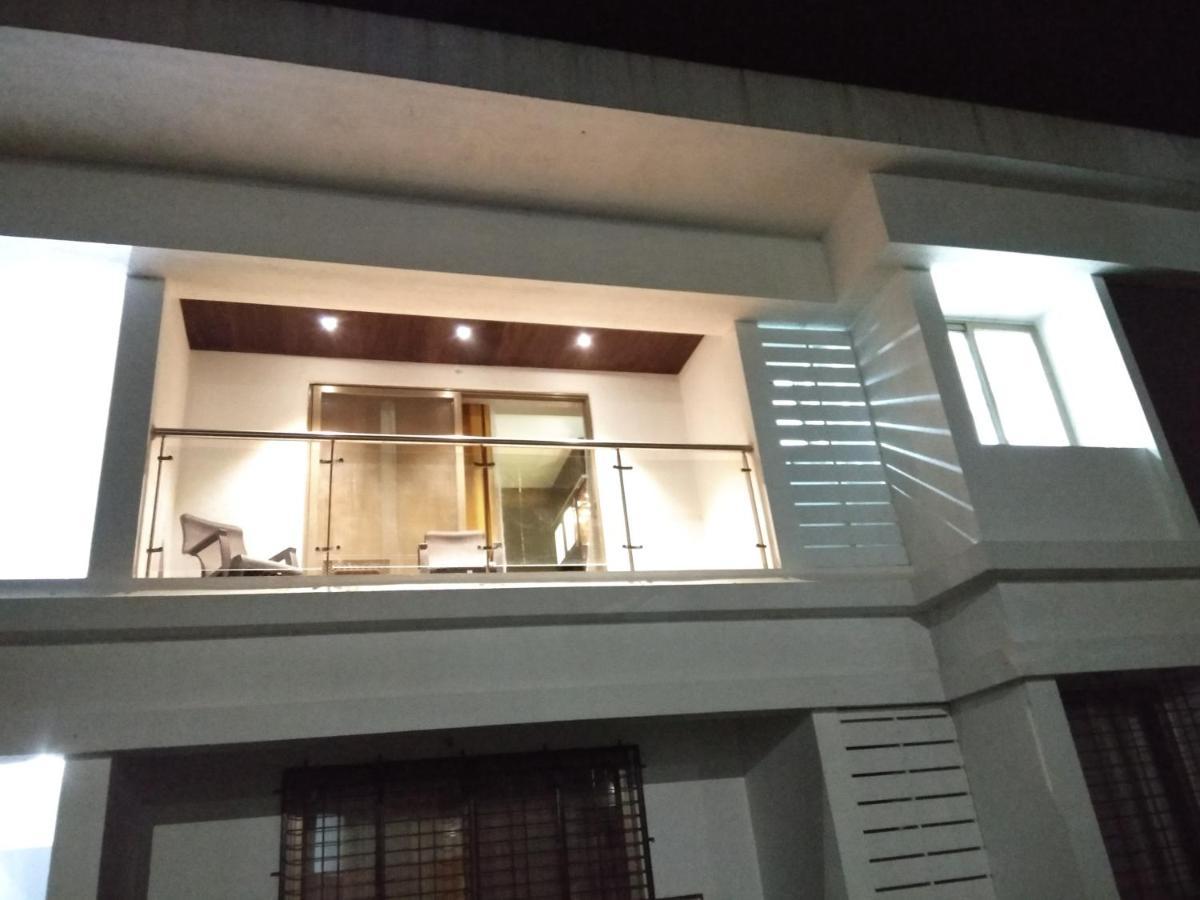 Parishreya Holiday Home Lonavala Luaran gambar